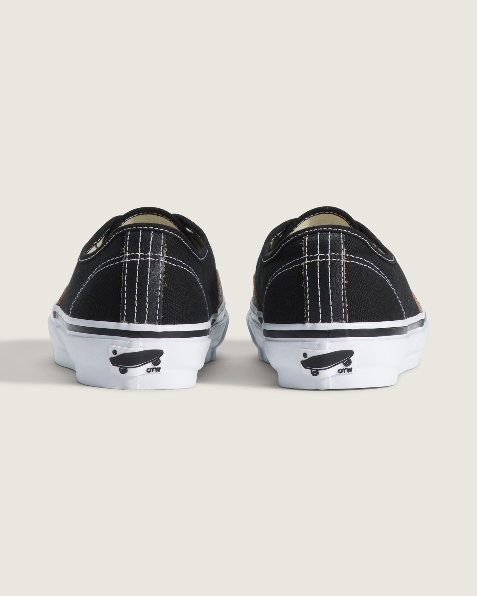 OTW オーセンティック 44 Siped Vibram| VANS（ヴァンズ）公式ストア