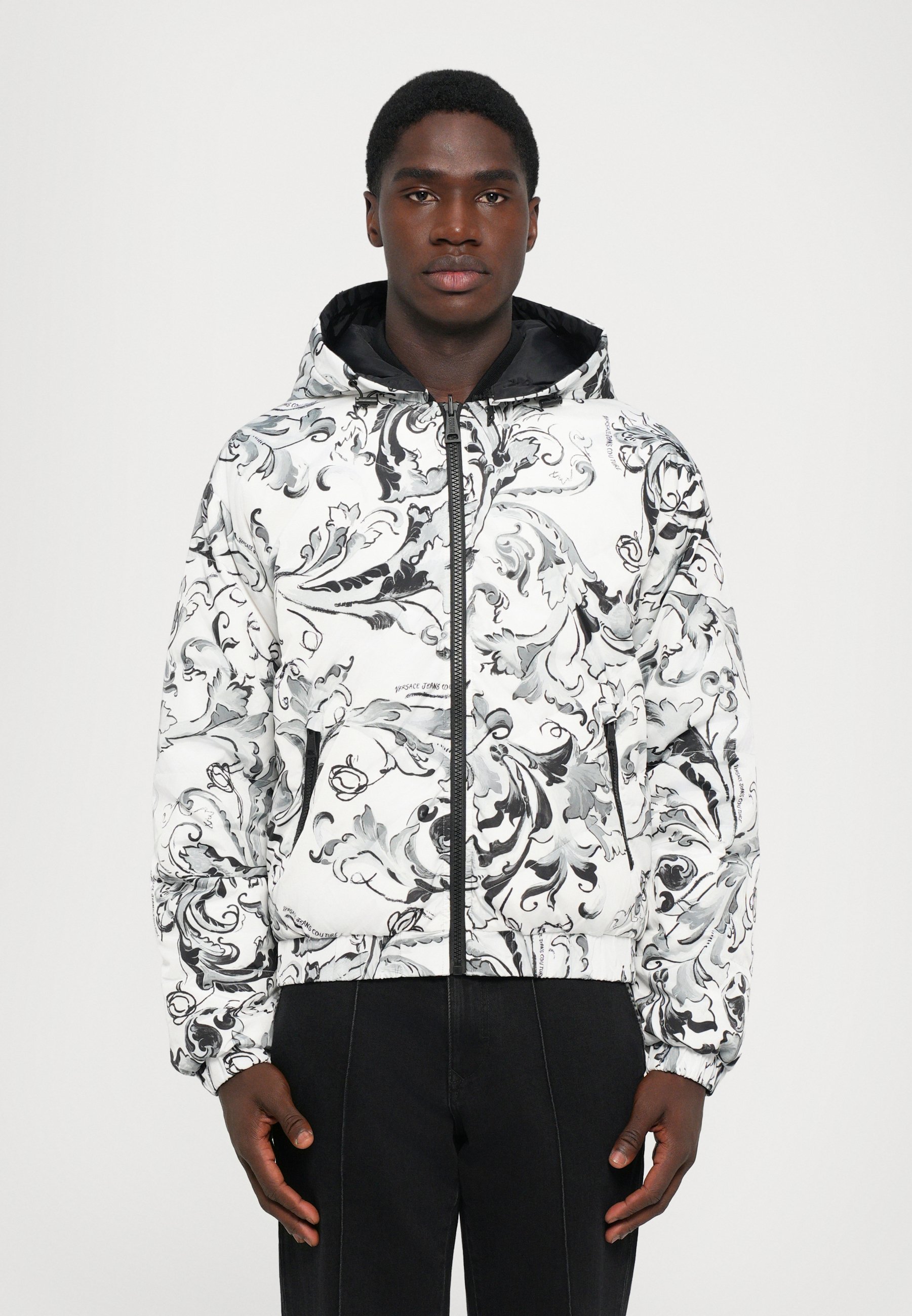 Versace Jeans Couture ALL BAROCCO - Winter jacket - white