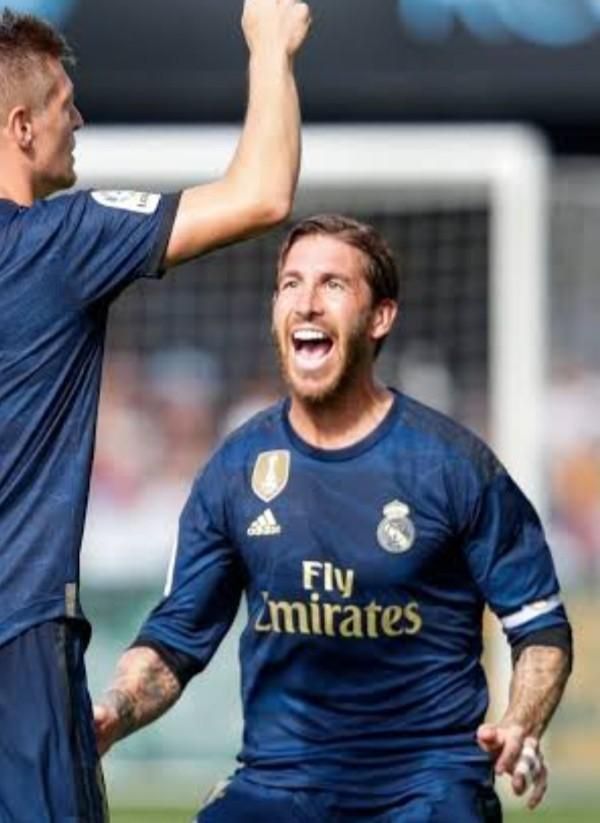 レアルマドリード（A）19/20 オーセンティック 長袖 Laliga用