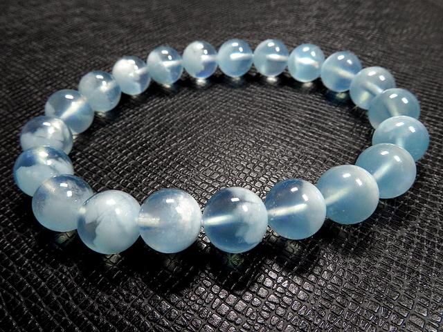 g300円☆【エンジェルクラウドアクアマリン】藍玉☆天然石ブレスレット
