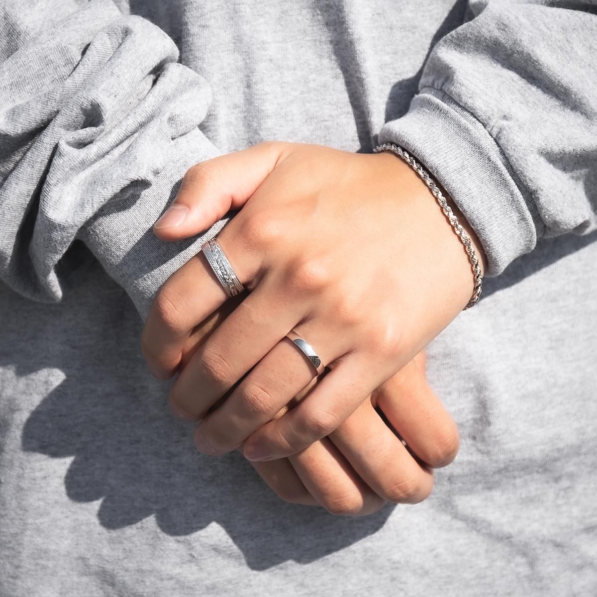 10K ホワイトゴールド リング 17号-21号 - AVALANCHE OFFICIAL STORE