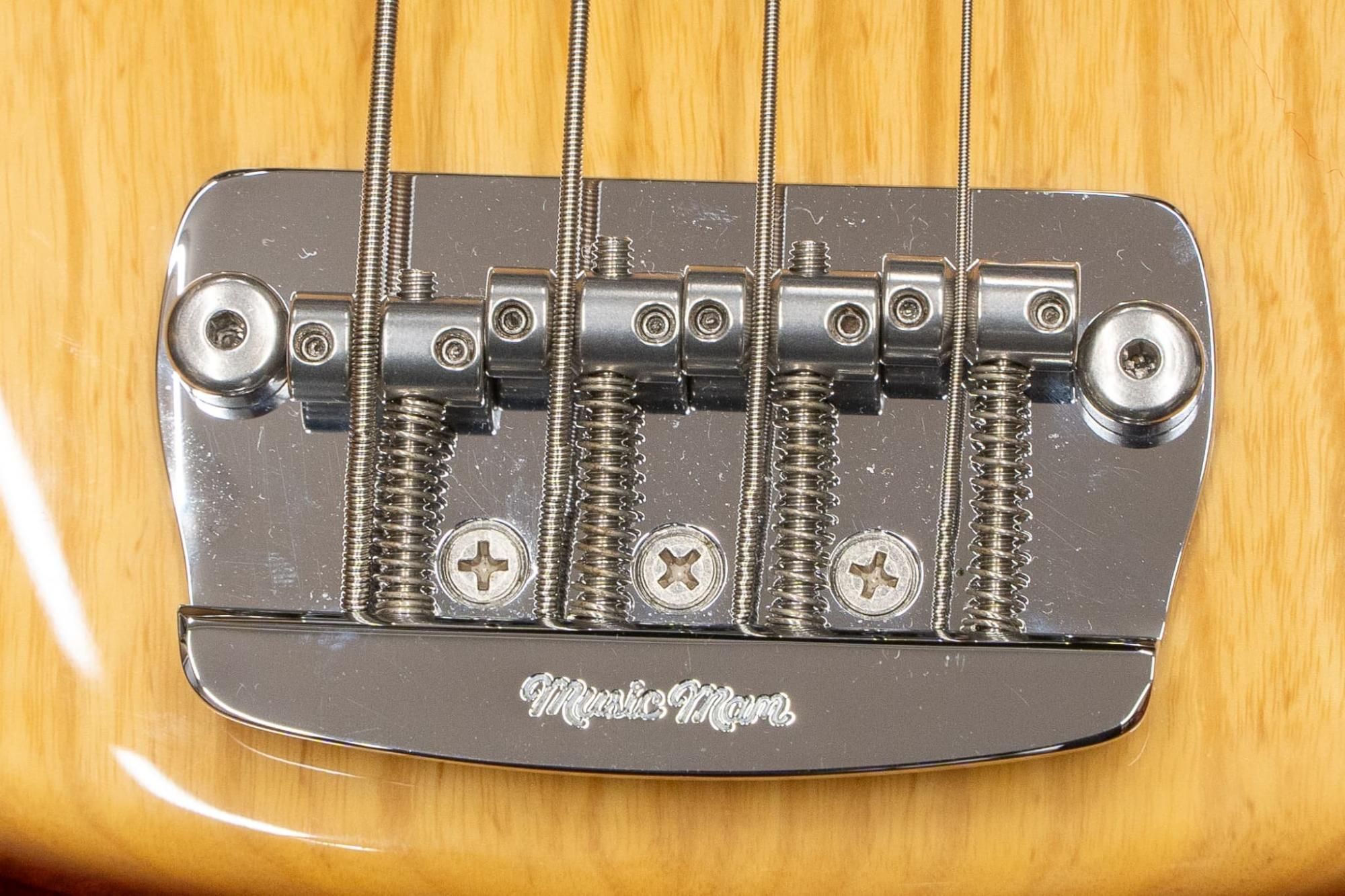 used】Ernie Ball Music Man / Stingray 3EQ NAT 2005 4.775kg #E49823