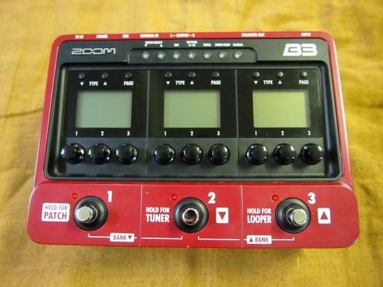 ZOOM B3 - Geek IN Box