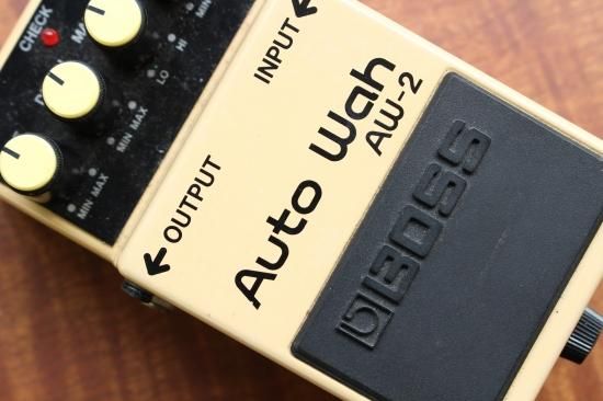 BOSS AW-2 Auto Wah - Geek IN Box