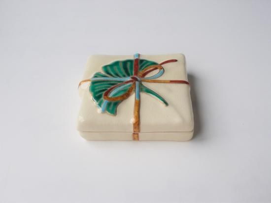 仁清写 玄猪包香合 (共箱)高野昭阿弥 - 茶道具販売 栗林園