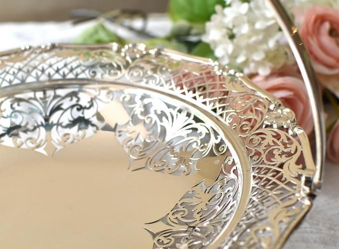 お取置き品◇英国アンティーク【シルバープレート】透かしのバスケット