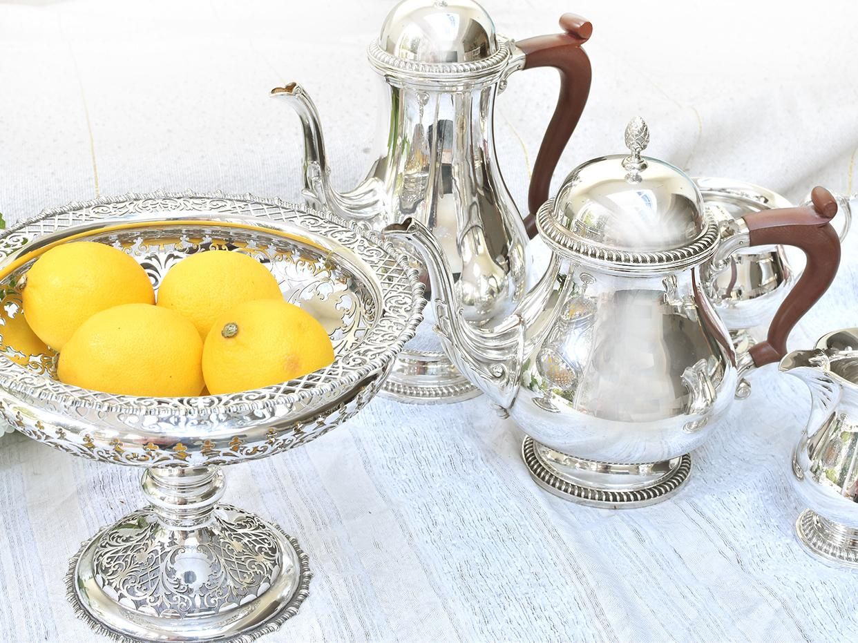 英国銀器【シルバープレート】ティーサービス（ティーポット・コーヒー