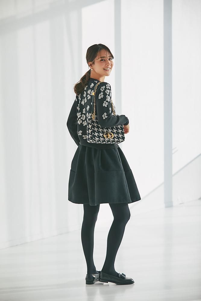 フラワーラメジャガードニット(ブラック) - seventen