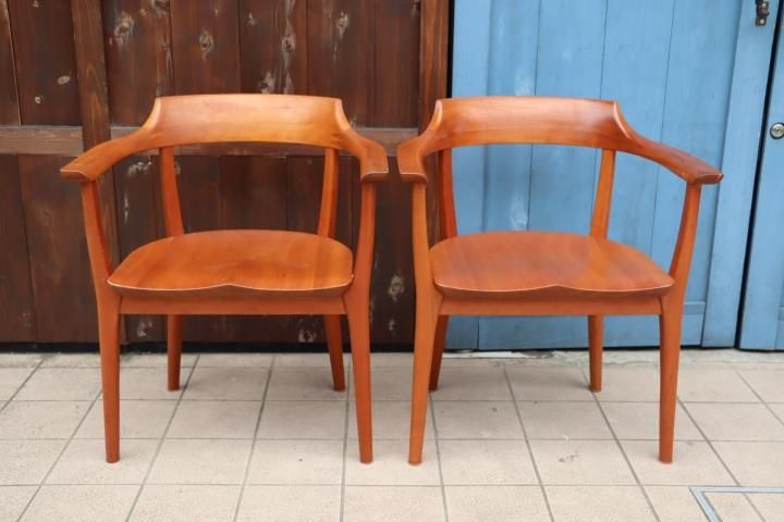 KAGURA(家具蔵)のチェリー無垢材を使用したVOGUE 2(ヴォーグ2) アーム