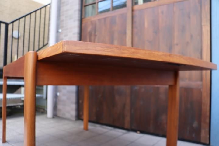 天童木工(TENDO)の稀少なブラジリアンローズウッドを使用した拡張式