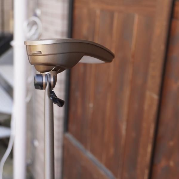 スワン電器(SWAN)のEXARM(エグザーム)LED フロアランプです。自在に