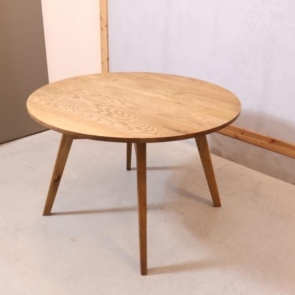 unico(ウニコ) ADDAY(アディ) ラウンドダイニングテーブルです♪木の