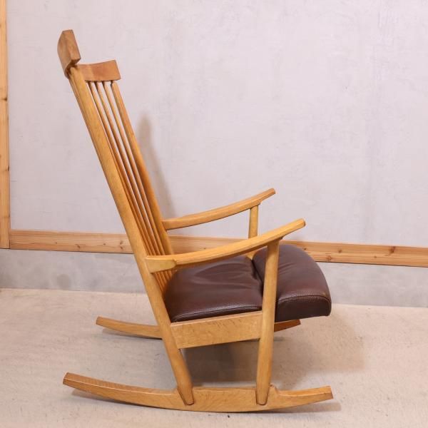 CONDE HOUSE(カンディハウス)のRIKI ROCKER(リキロッカー)。日本を代表