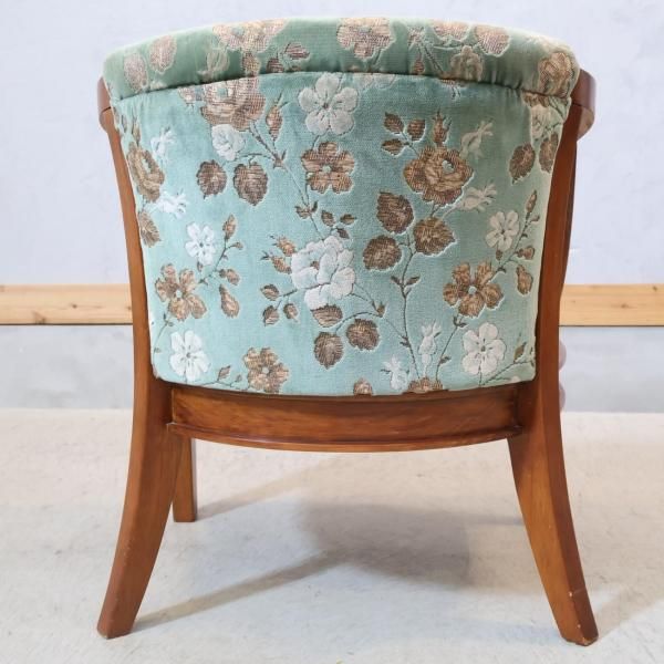 MITSUKOSHI(三越)の高級家具、Brugge(ブルージュ)のアームチェアーです