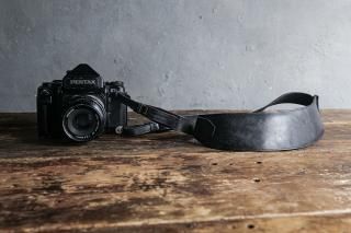 ショルダーカメラストラップ 「カシェ・バナーヌ」PENTAX67モデル - kisou