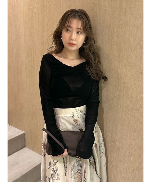 デコルテタックフロッキーチュールトップス(508369214)｜阪急百貨店