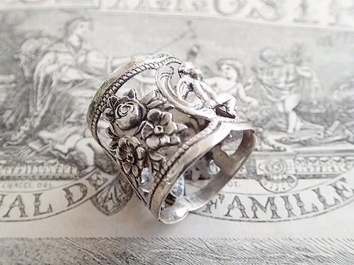 純銀 薔薇と天使のナプキンリング（在庫6/残り2） - 薔薇と天使の