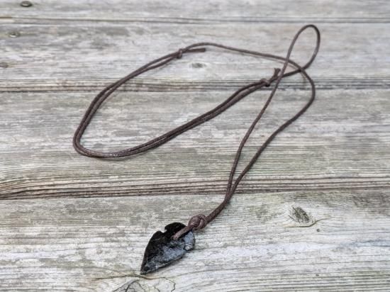 メキシコ産黒曜石ペンダント|特製矢じり型 - 湘南∞逗子 【 シュエット