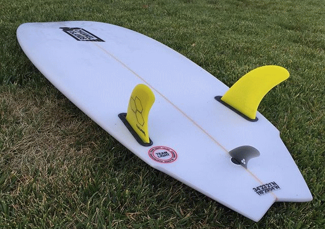 Shore サーフボード dhd アルメリック ツインフィン ビラボン fcs