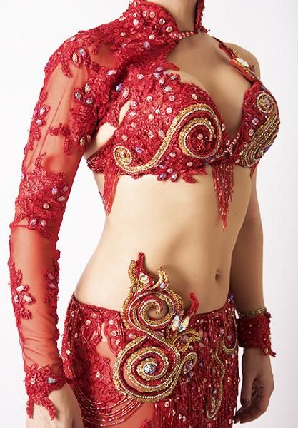 赤いベリーダンス衣装
