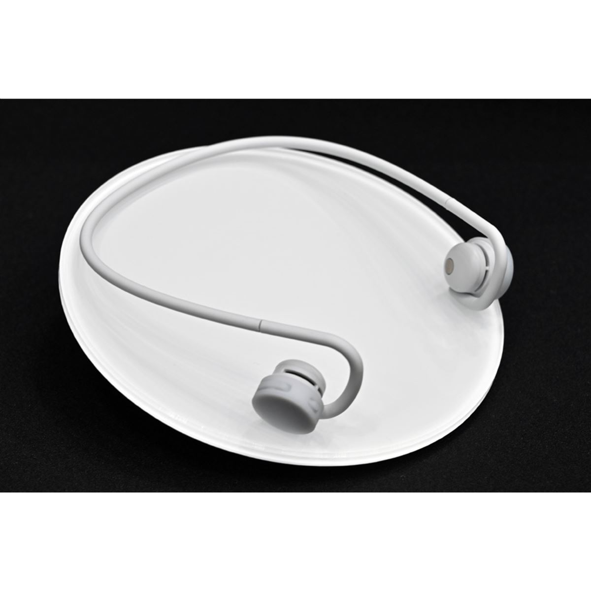 NTTソノリティ、耳をふさがないネックバンドスタイルのワイヤレス