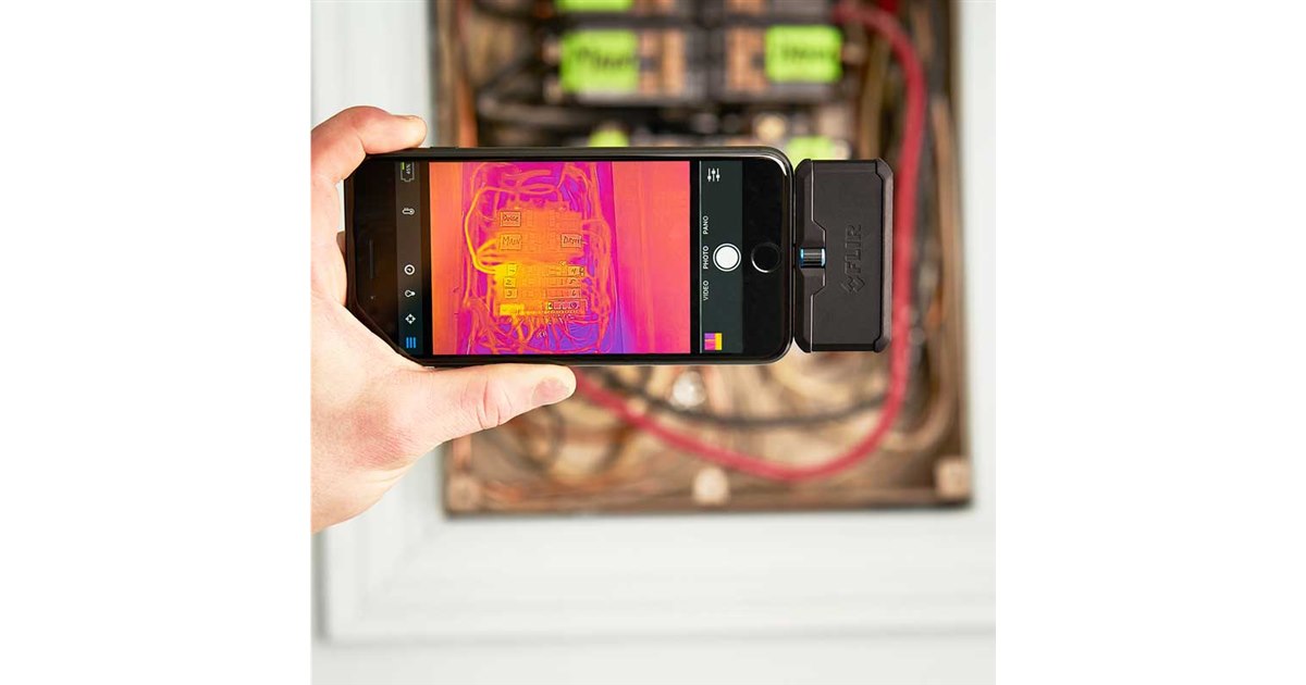 スマホ接続用のサーモグラフィカメラ「FLIR ONE PRO」、49,800円で発売