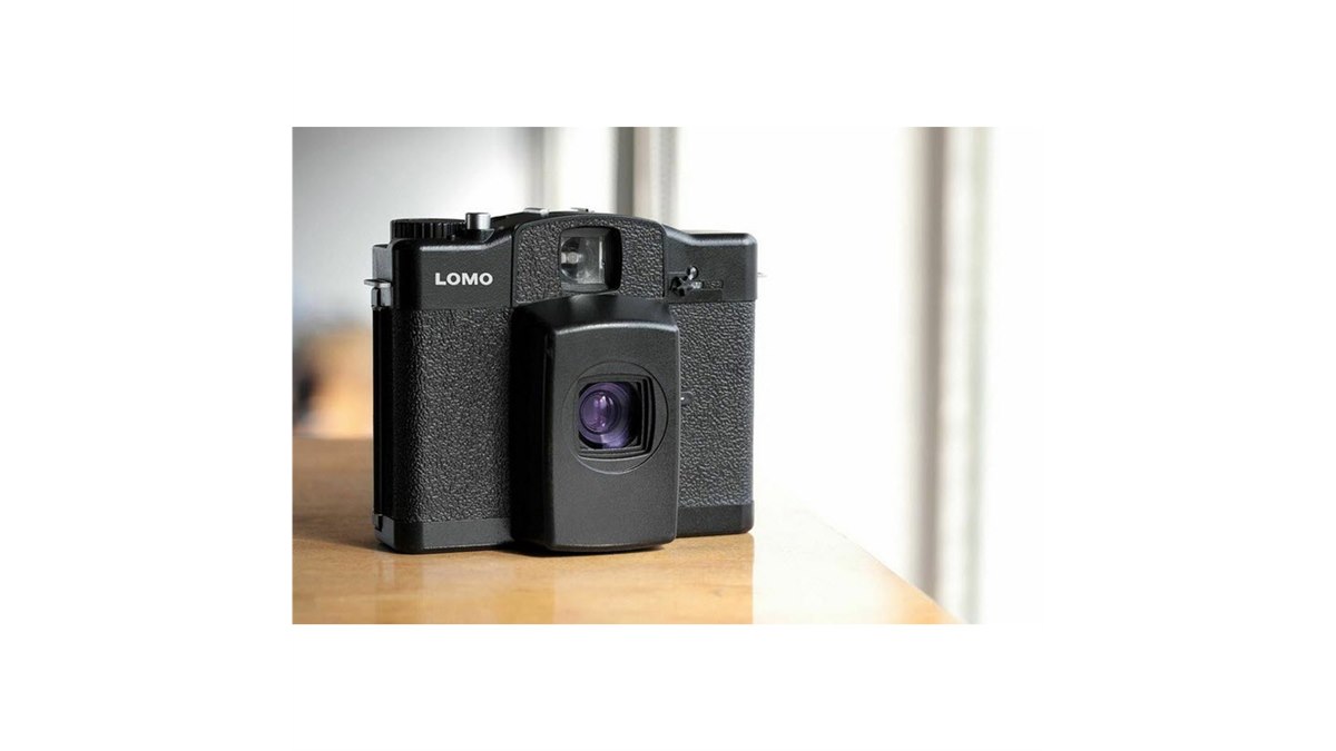 ロモ、LC-A+の機能を120フィルムで楽しめる「LC-A 120」 - 価格.com