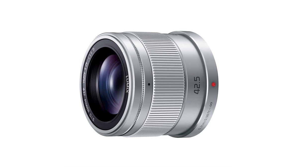 パナソニック、F1.7で42.5mmの中望遠ポートレートレンズ「H-HS043