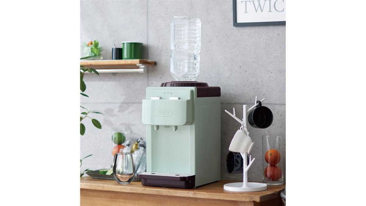 ラドンナ、2Lペットボトルをセットできる卓上型「Toffy ウォーター