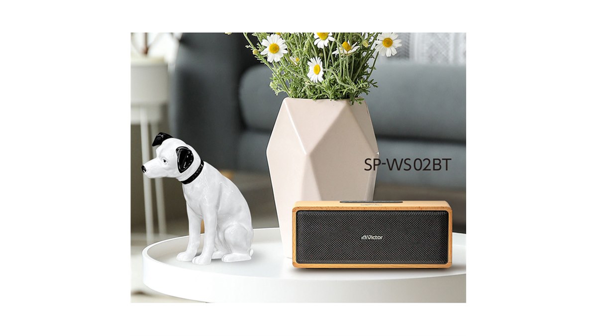 ビクター、外枠に天然木を採用したBluetoothスピーカー「SP-WS02BT