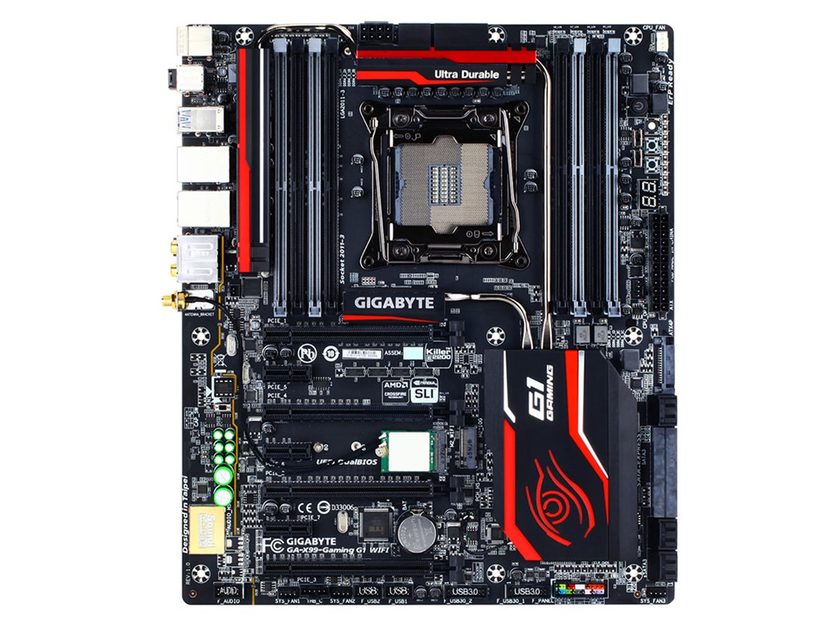 GIGABYTE、4本のビデオカードを搭載できるX99マザー5機種 - 価格.com