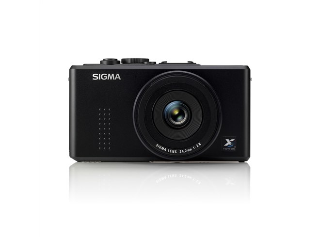 シグマ、コンパクトデジカメ「DP2s」3月27日発売 - 価格.com