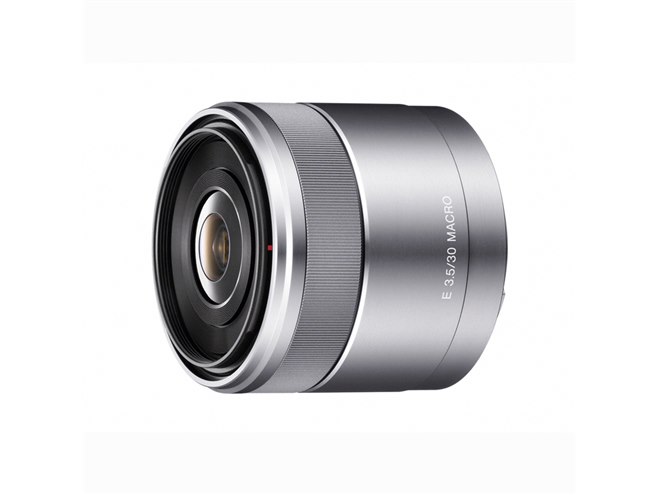 ソニー、SEL18200LEなどのファストハイブリッドAFを有効化する