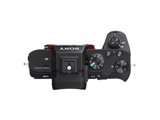 ソニー、5軸手ブレ補正を内蔵したフルサイズ一眼カメラ「α7 II