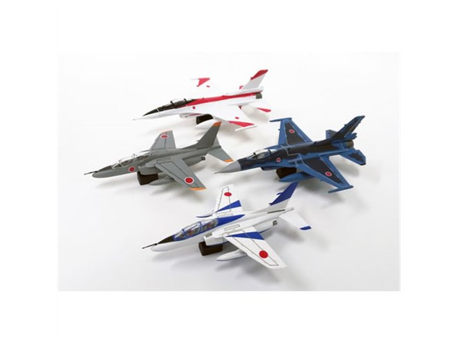 空自“ブルーインパルス”や“F-2 戦闘機”のマグネット付き1/144