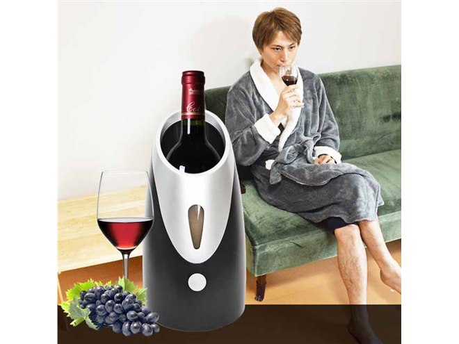 卓上に置ける「1本用ワインクーラー」発売、ボタンひとつで温度を