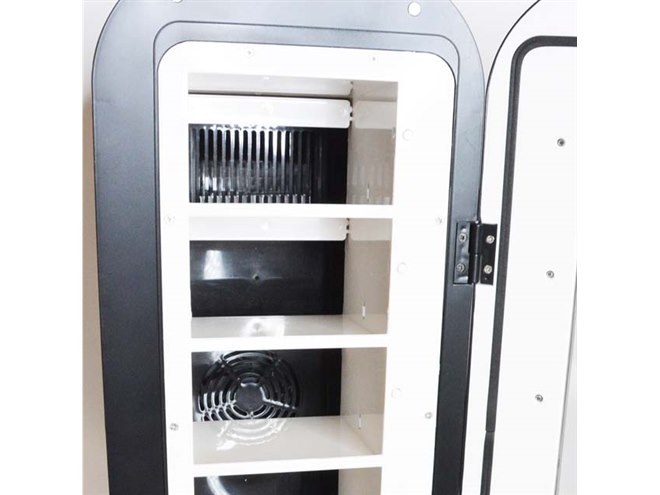 サンコー、“自動販売機のようなギミック”を備えた保冷庫「俺の自販機