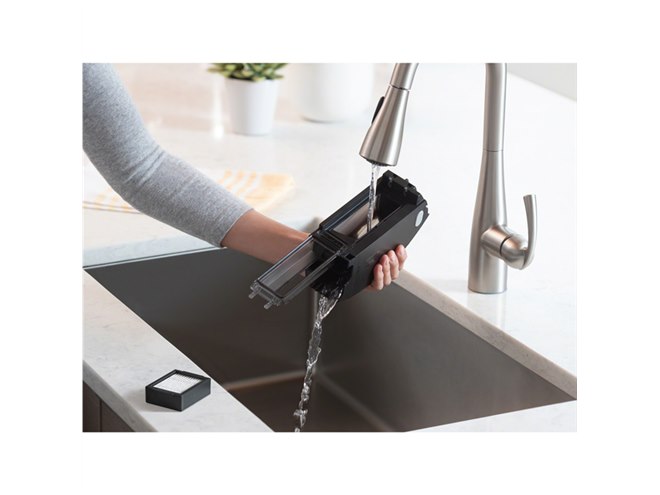 アイロボット、間取り学習機能を搭載した「ルンバi7」「ルンバi7+