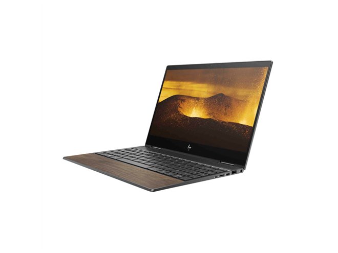 HP、天然木材をパームレストなどに採用した15.6型/13.3型ノートPC