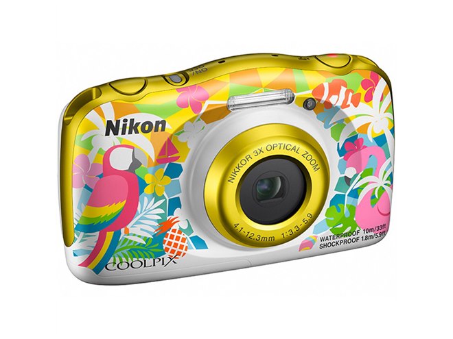 ニコンダイレクト、防水カメラ「COOLPIX W150」リゾート柄ケースセット