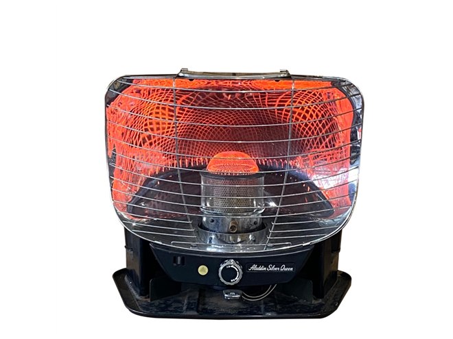 Aladdin、1970年代の石油ストーブ「シルバークイーン」がポータブル