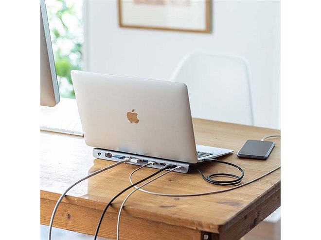 サンワ、USB Type-C接続のスタンド式ドッキングステーション「USB
