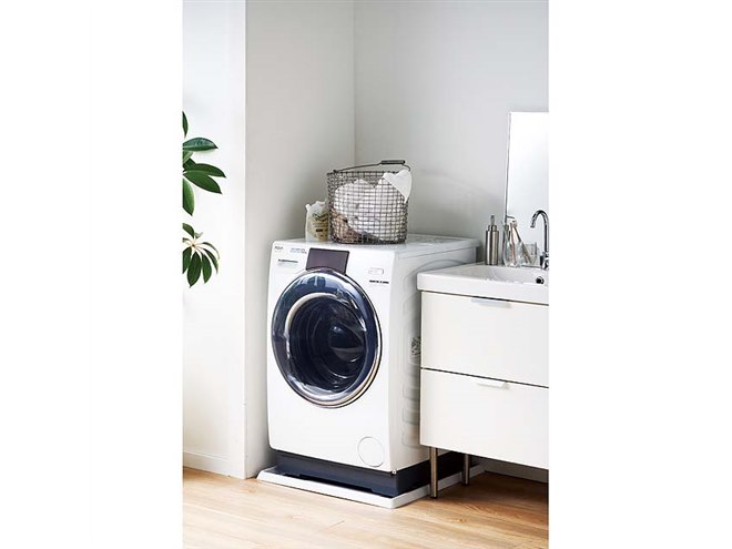 AQUA、水平ドラムを採用したドラム式洗濯乾燥機「まっ直ぐドラム