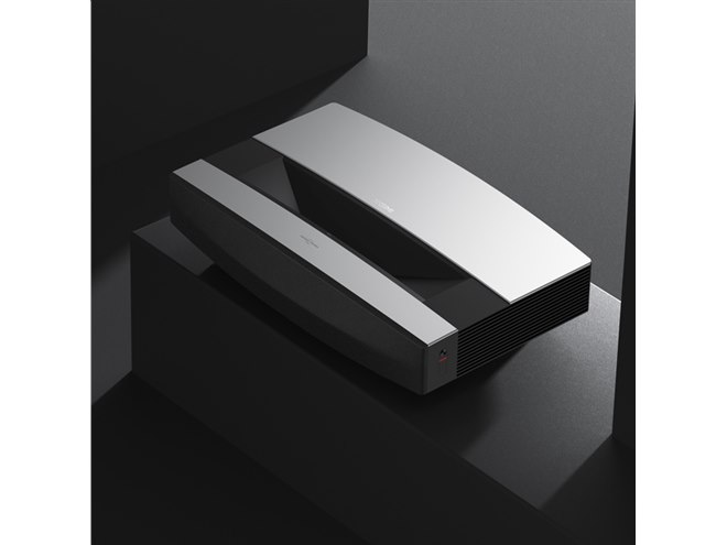 XGIMI、投影距離20cmで100型4K映像を実現する超短焦点プロジェクター