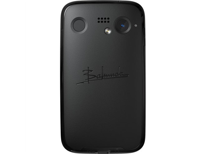 バルミューダ、4.9型の5Gスマホ「BALMUDA Phone」本日11月17日10時から
