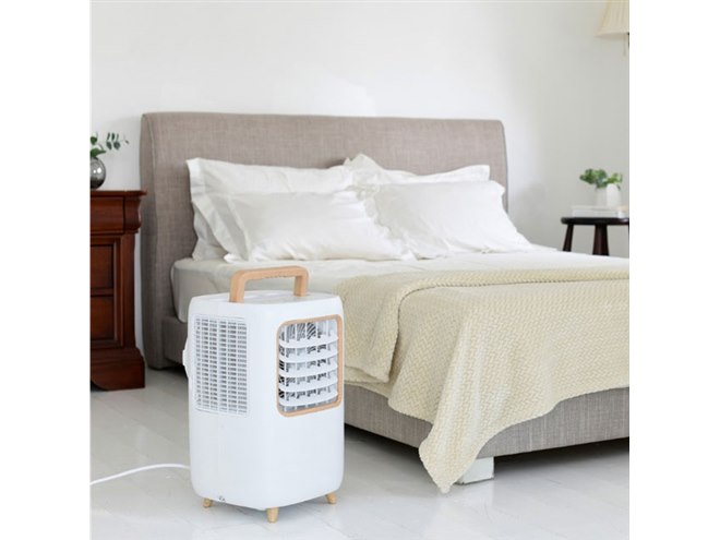 山善、－7度の冷風で涼める「コンパクトクーラー」に木目調デザインの