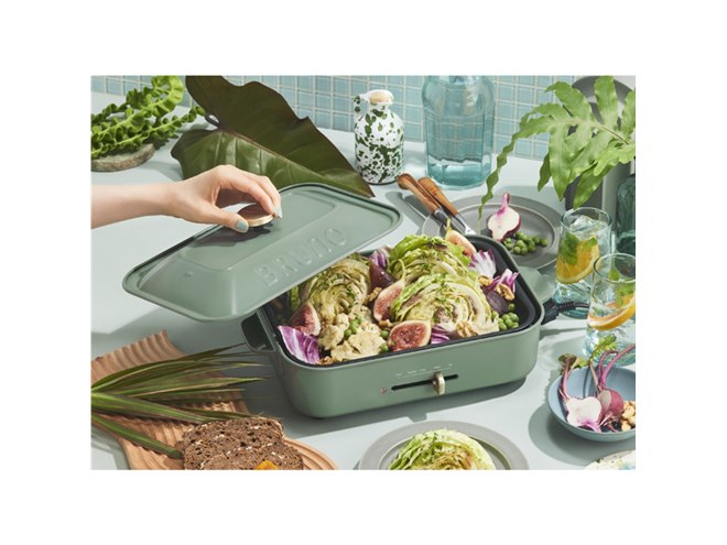 BRUNO「ホットプレート」に10周年記念カラー、ホームパーティーを