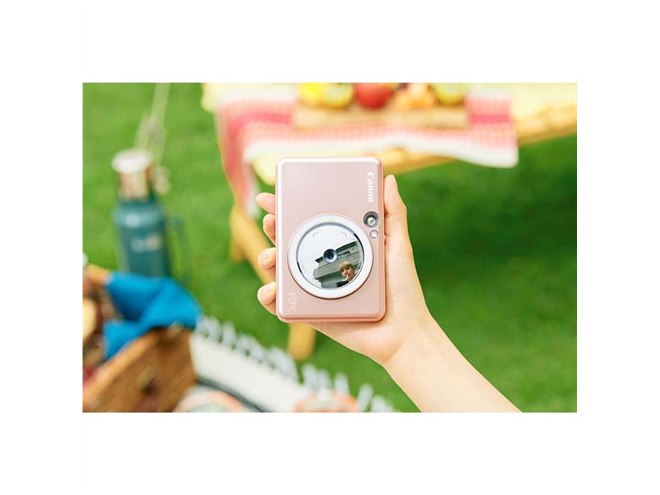 キヤノン、手軽にシールプリントを楽しめる「iNSPiC ZV-223」「iNSPiC