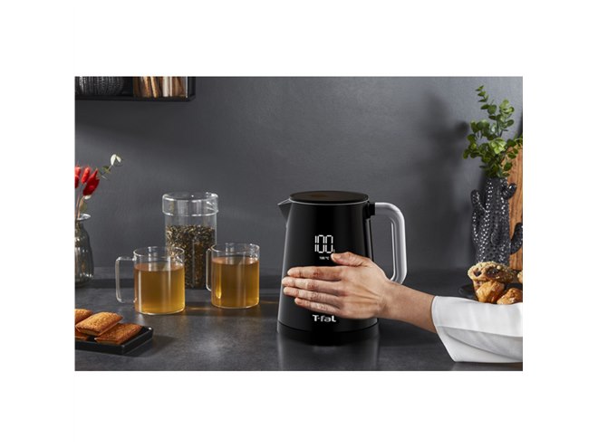 ティファール、温度表示が見やすくなった電気ケトル「ディスプレイ