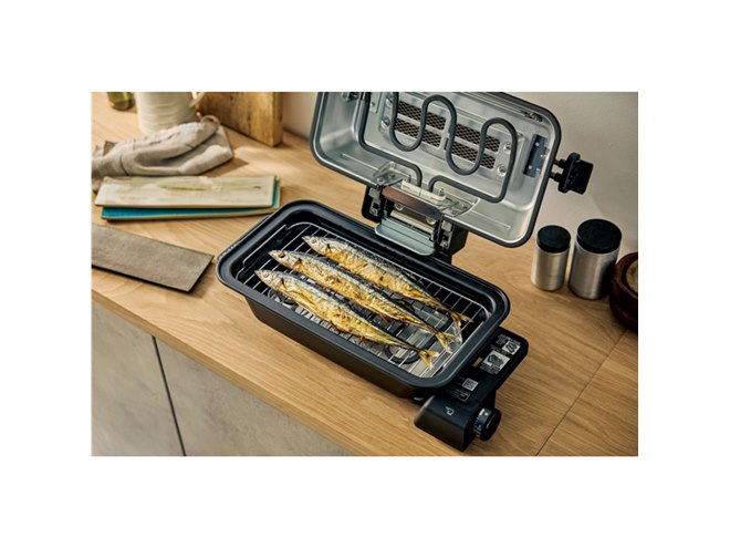 象印、「煙やニオイを抑えて」魚・肉・野菜のグリル料理が楽しめる